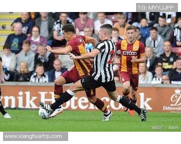 布拉德福德与克鲁的精彩对决揭示英甲联赛的激烈竞争与战术博弈