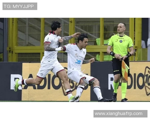 热那亚对卡利亚里精彩直播全程回顾及赛后分析